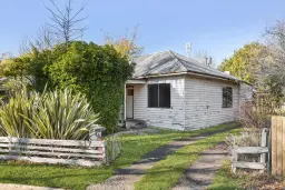 17 Bridge Street, Trentham