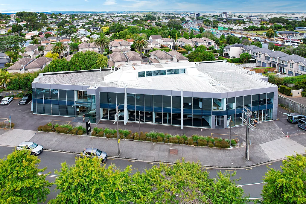 Ellerslie Suburban office retreat