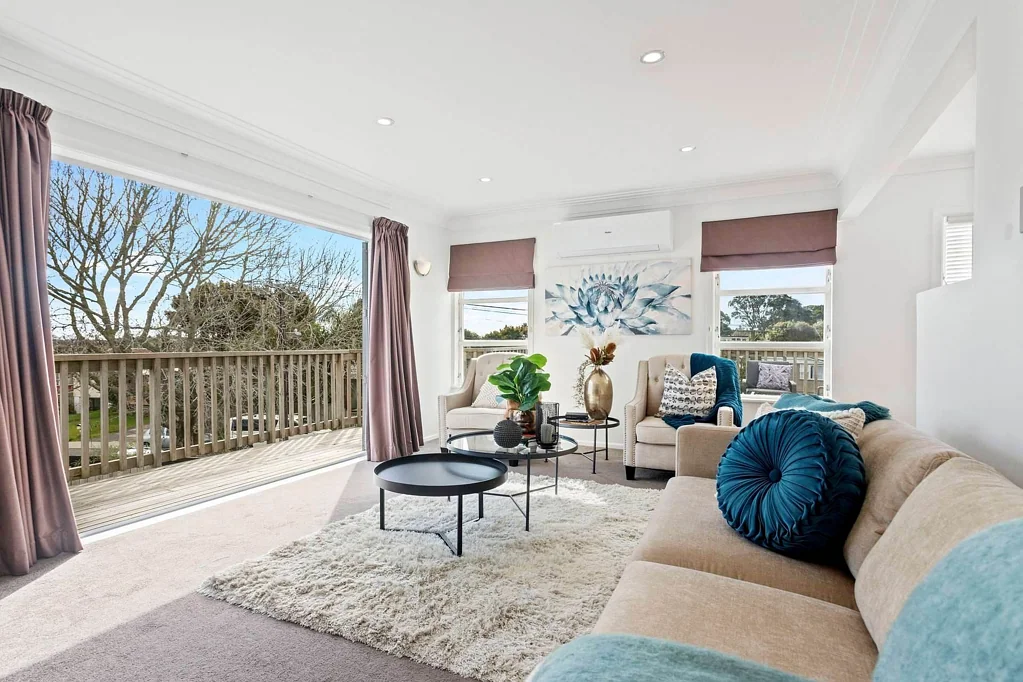 MODERN HOME IN HOWICK