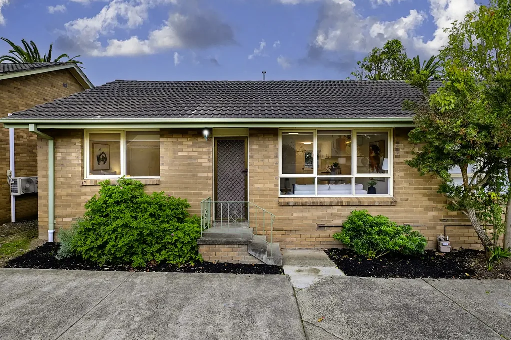 Mitcham 2બેડરૂમ Stylish First Home or Savvy Investment in Prime Mitcham Pocket