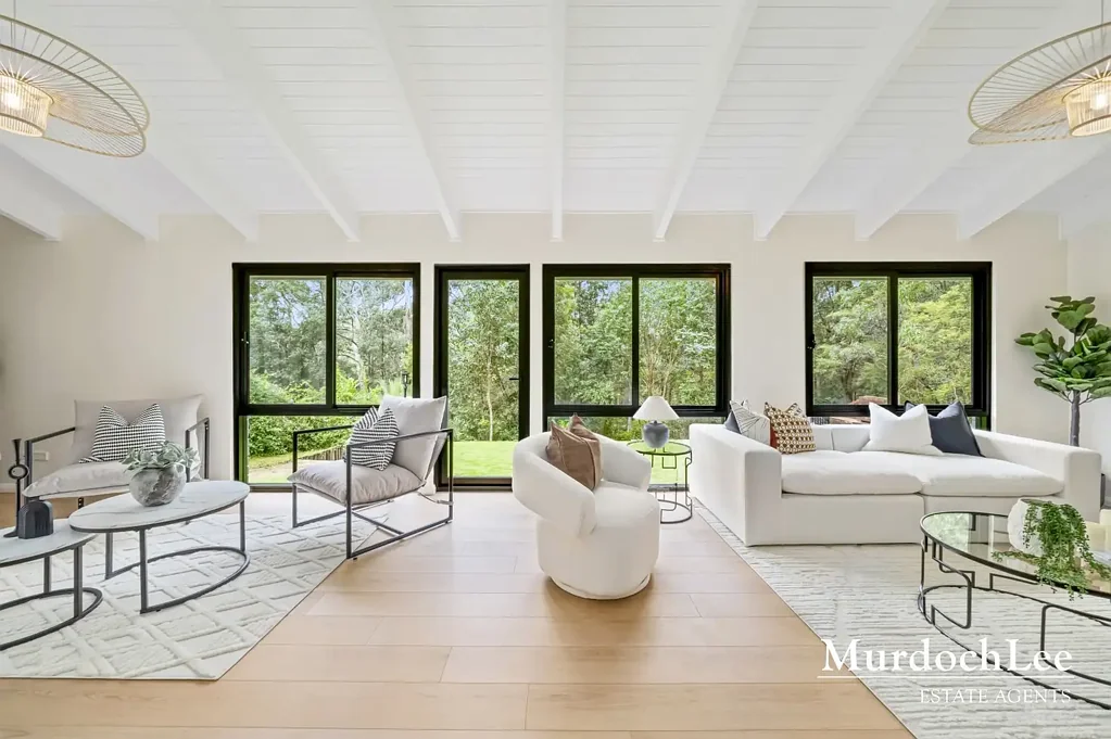 Cherrybrook 5غرفة نوم Modern Family Home with Self-Contained Studio in Whisper Quiet Locale | Cherrybrook Public & CTHS Catchment