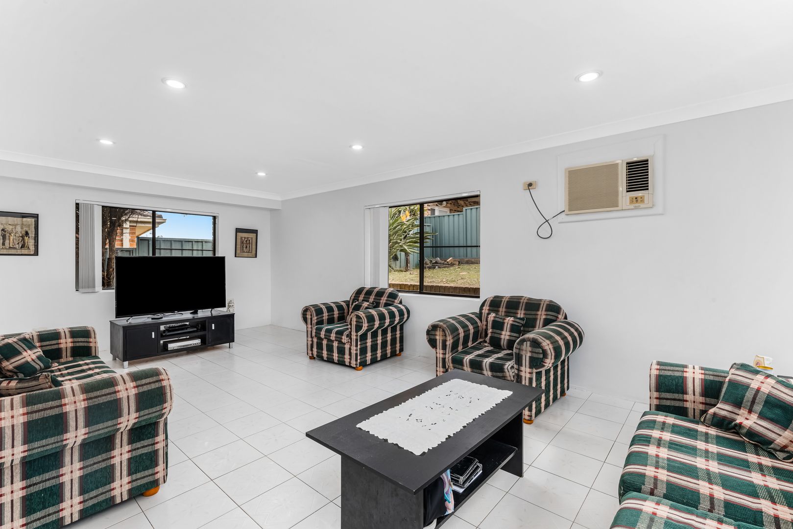 3 PROVINCE ST, ABBOTSBURY NSW 2176, 0部屋, 0バスルーム, House