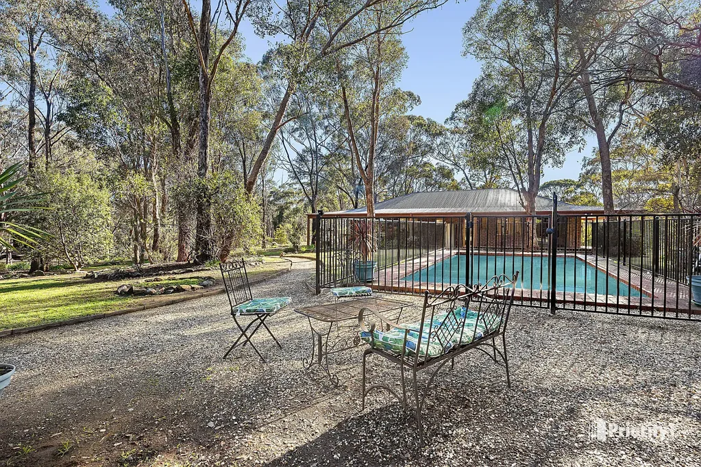 Heathcote 3部屋 TOTAL LIFESTYLE CHANGE AWAITS - 16 ACRES OF FULLY FENCED FAMILY PARADISE  - HEATHCOTE (ARGYLE)