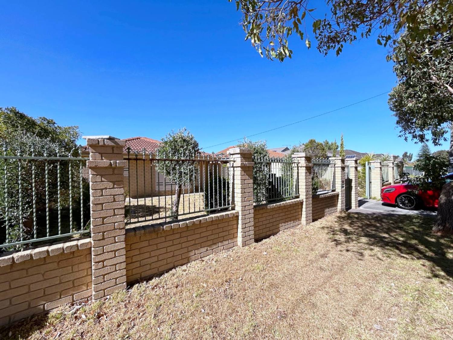 24 LALOR RD, KENWICK WA 6107, 0 chambres, 0 salles de bain, House