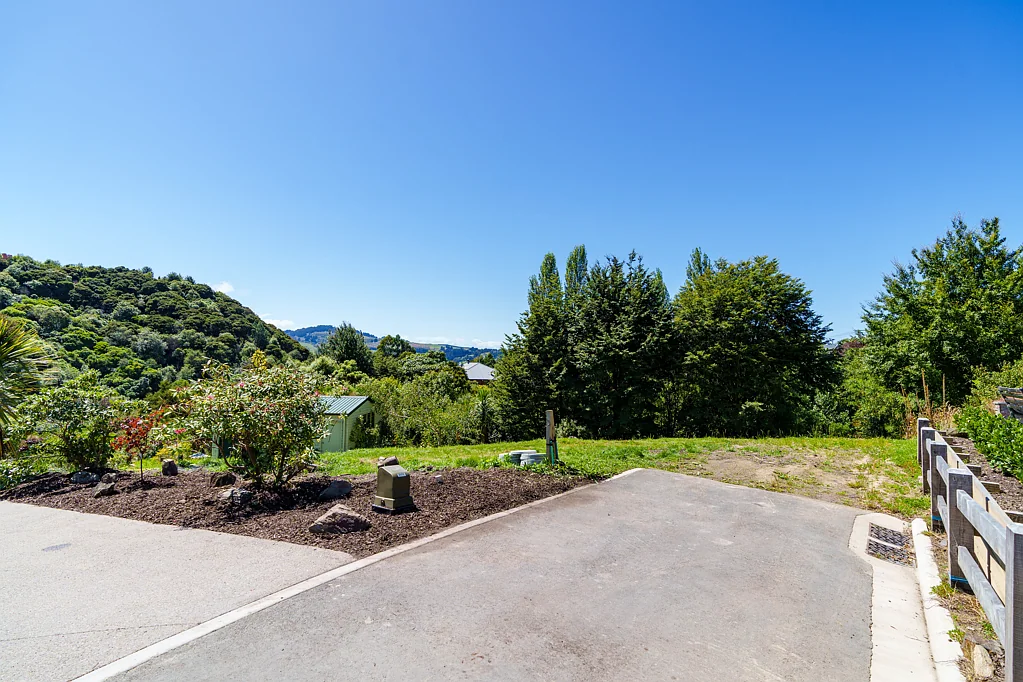 Fairfield  Serenity, sunshine, and private woodland setting