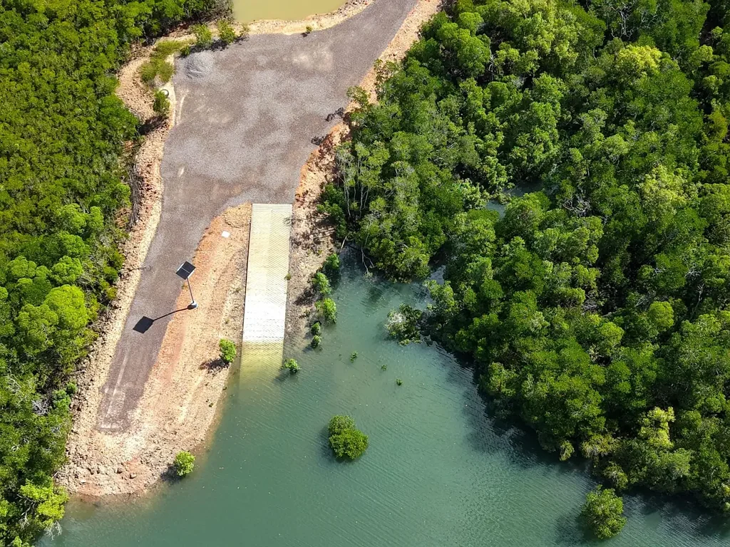 Dundee Beach  Dundee Beach Fishing Paradise - Private Boat Ramp, Airstrip & ~90 Acres