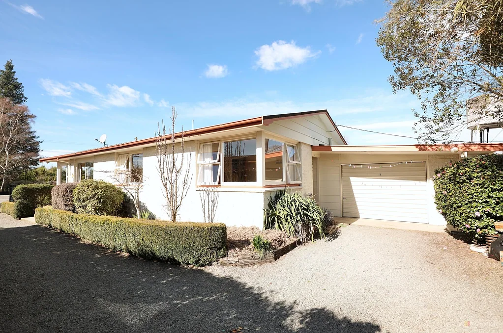 Geraldine 3 Slaapkamer A Property with Plenty of Potential!