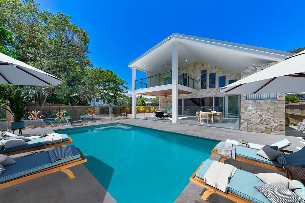 Hideaway Bay 4房  A Rare Coastal Retreat With Private Beach Access