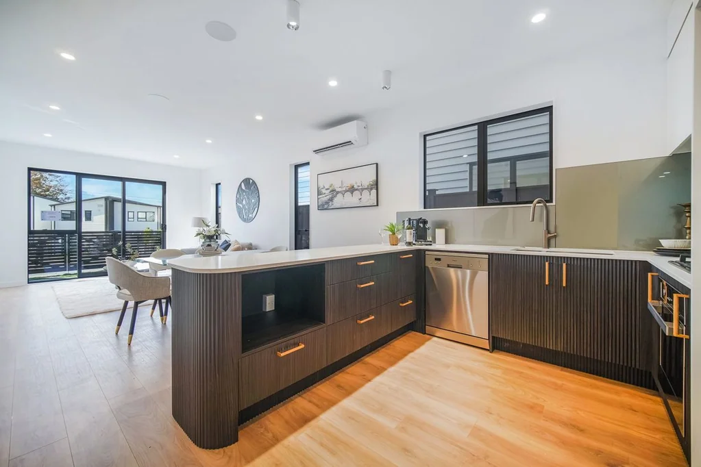 Karaka 5 Bedroom Luxury Family Living - Brand New & Affordable!