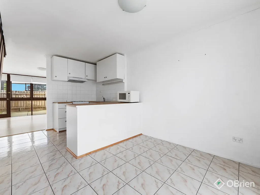 Charming 2-Bedroom Townhouse in the Heart of St Albans