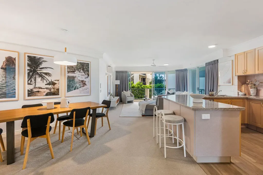 68/100 Old Burleigh Road, Broadbeach, QLD 4218