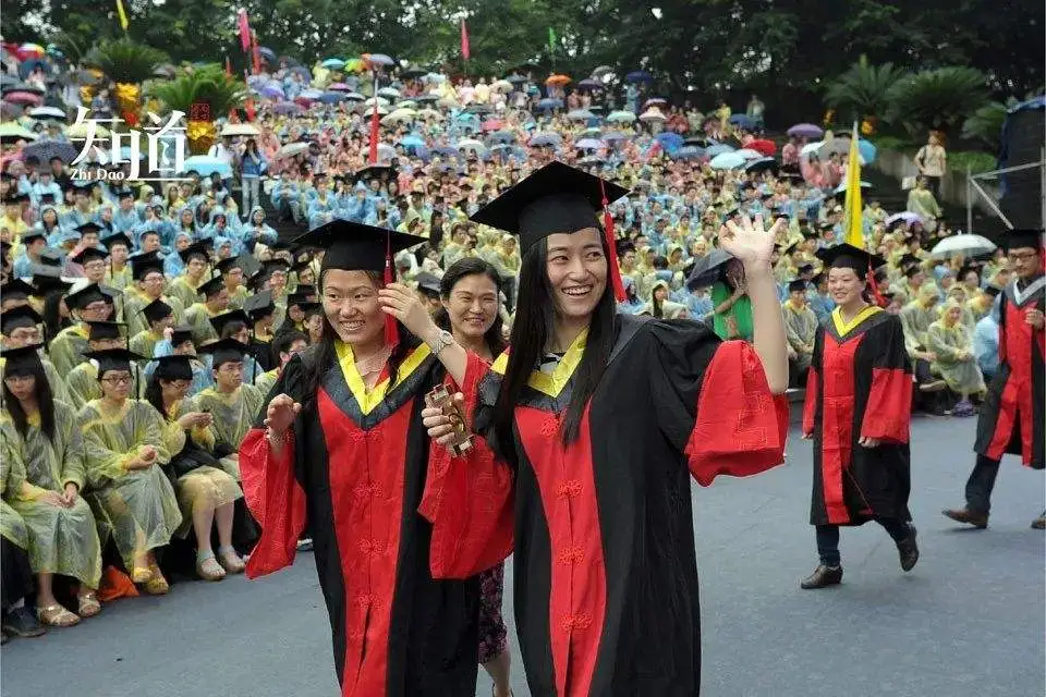 比博士更难读的学位是：中国女博士