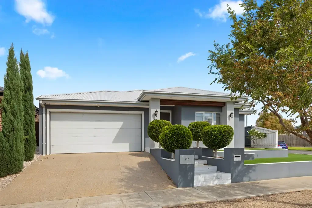 HOUSE FOR RENT IN WERRIBEE