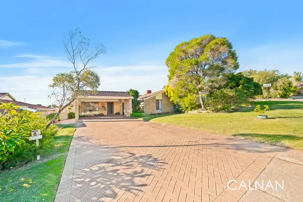 Leeming 4 Bedroom Warmth, Wonder and Opportunity!
