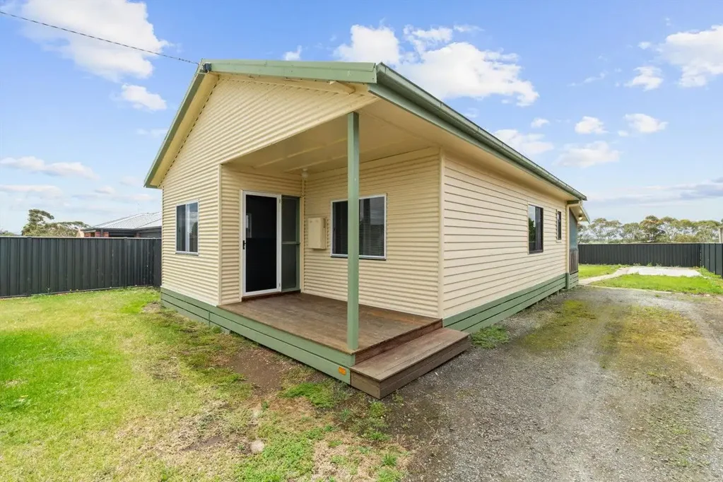 36 Landy Street, Maffra, VIC 3860