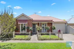 6 Epsom Place, Caroline Springs