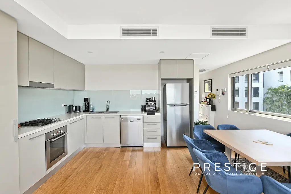 Lane Cove 2غرفة نوم Stylish Top-Floor Apartment with Water Views in Delve Residences