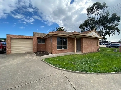 बाहरी क्षेत्र - 4/5 Davisson Street, Epping, VIC 3076