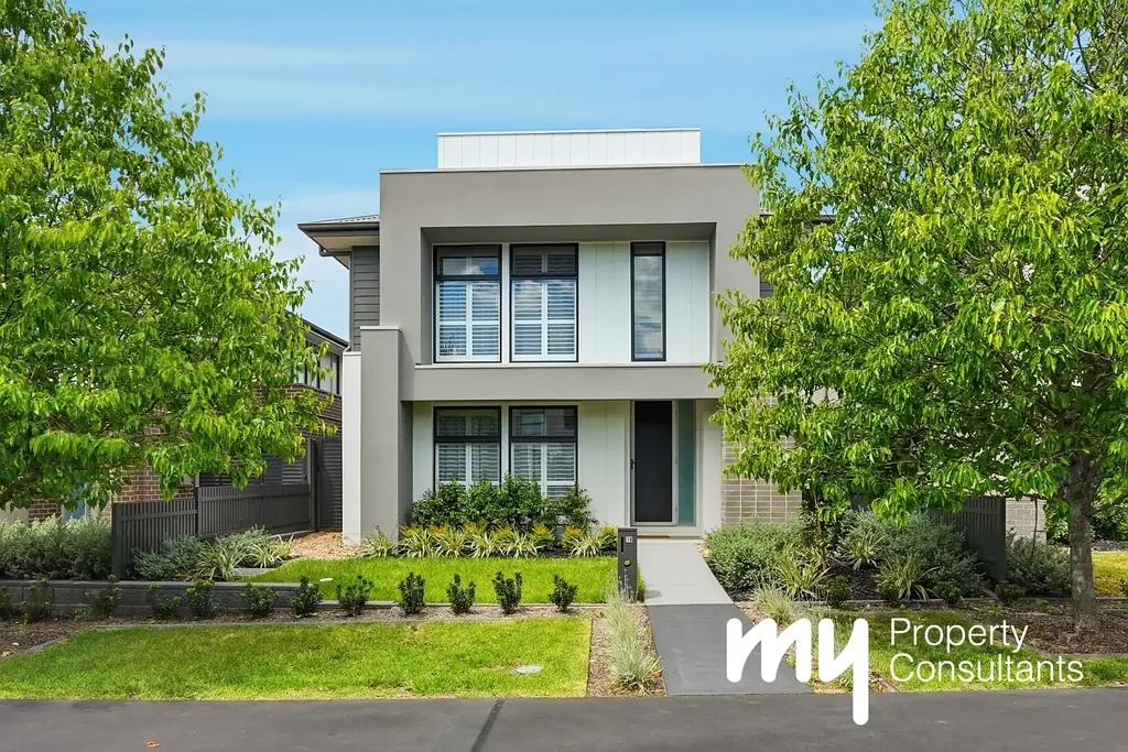 18 Tonkin Way, Oran Park, NSW 2570
