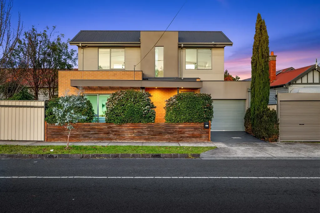 Prime Coburg Location