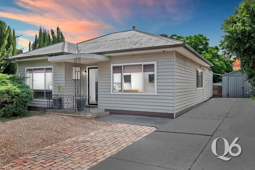 St Albans 3Moenga MANIFICIENT HOUSE IN GROWTH ZONE!
