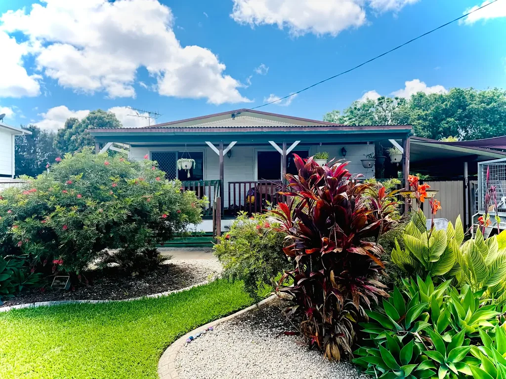 32 ROSEWALL Street, Moranbah, QLD 4744