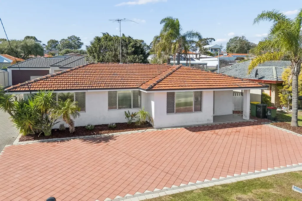 Spearwood 3 Slaapkamer Space, Land & Value!