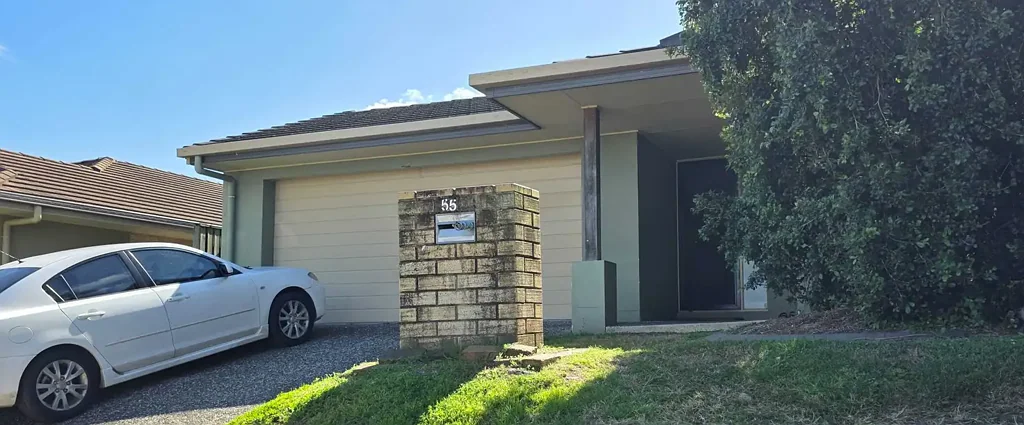 Redbank Plains 4chambre OPEN INSPECTION at 12:00 noon Sat 30/08 - Modern 4 bedroom Home On High & Dry Flood Free