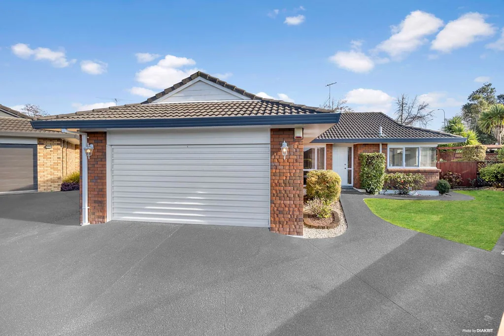 2/24 Pajaro Place, Northpark, Manukau City, Auckland