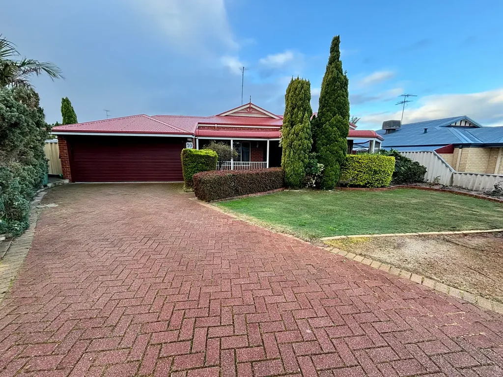 10 Lilac Green, Halls Head, WA 6210