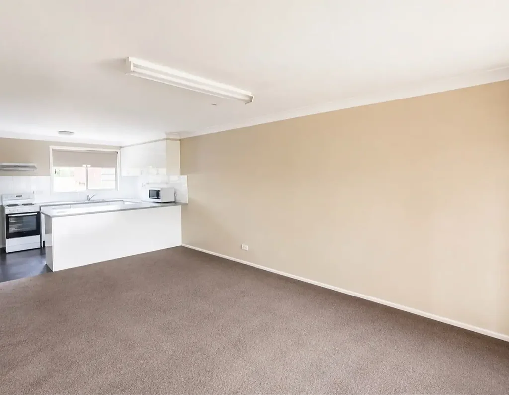 Neat & Comfortable Unit in Great Location