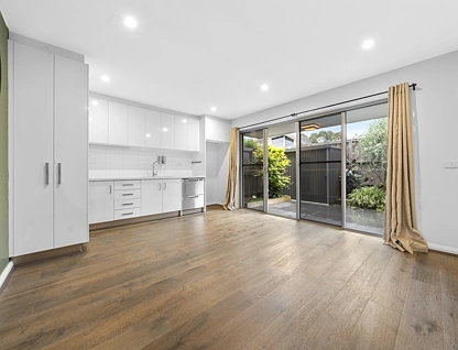 4/302 Golf Links Rd, Narre Warren, South East Melbourne, 2 Schlafzimmer, 1 Badezimmer, House