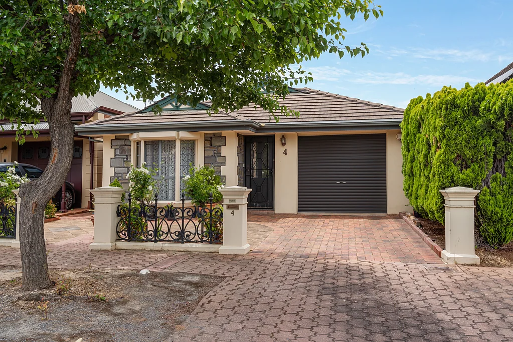 4 Attingham Crescent, Oakden, SA 5086