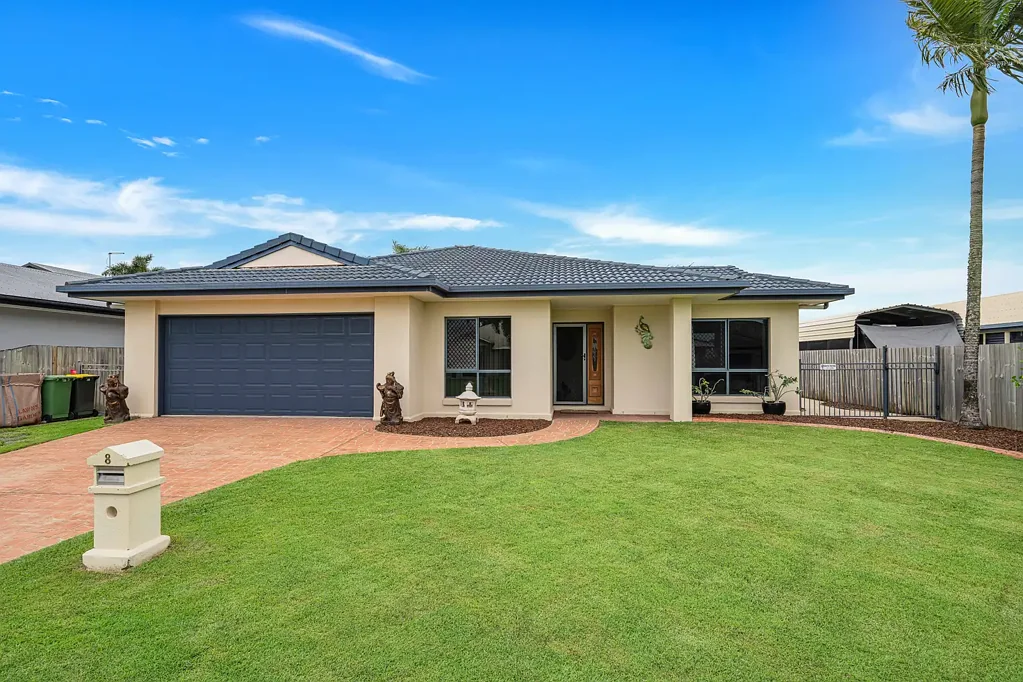 8 Bluewater Court, Bucasia, QLD 4750