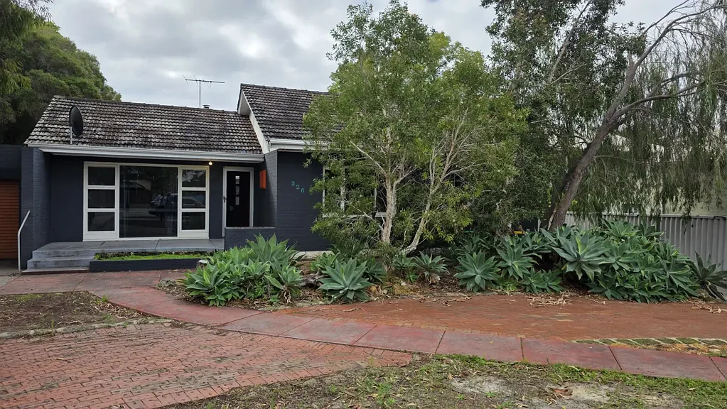Charming 1960's Character Home in Prime Shenton Park Location