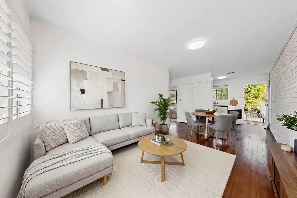 Freshly Updated North-Facing Unit in a Prime Wooloowin Location