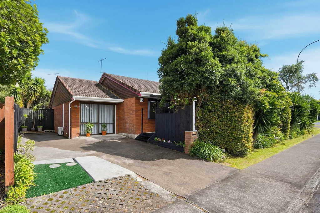 Howick 4房  Parkside Living with Home Business Potential