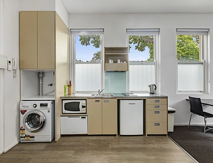 5/168 Arden Street, North Melbourne, Melbourne CBD, 1 phòng ngủ, 1 phòng tắm, Apartment