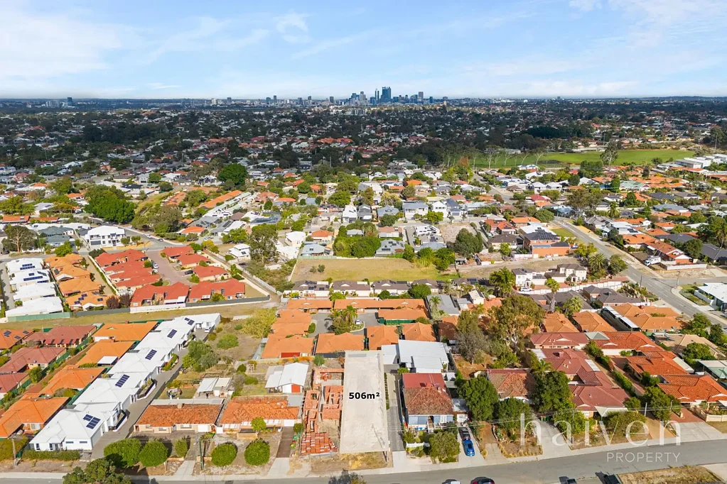 Bayswater A luxurious, low maintenance lifestyle awaits...your dream starts here
