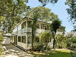 32 School Road, Yeronga