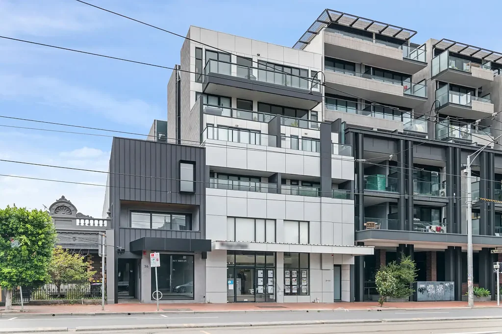 Modern studio apartment in the heart of Brunswick East