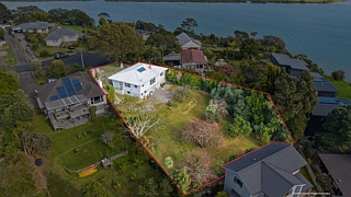 15 Murray Road, Te Atatu Peninsula, Waitakere City