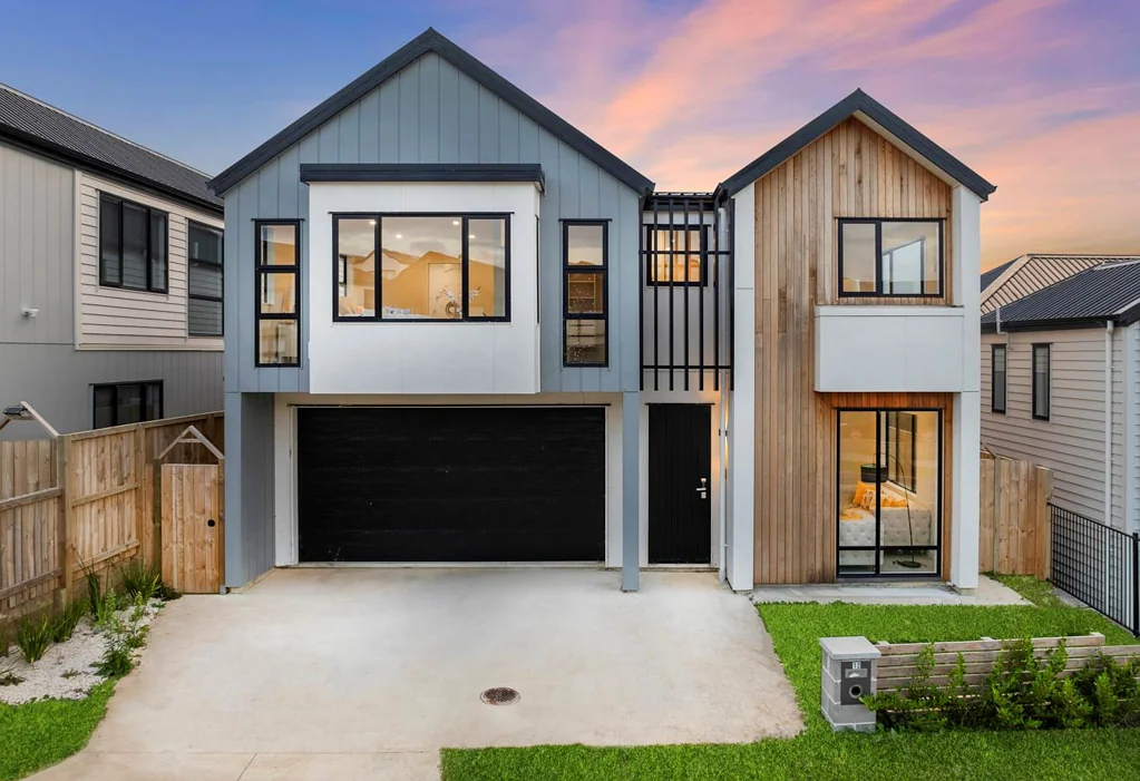 Flat Bush 6Kwarto HOME WITH GRANNY FLAT IN BREMNER RIDGE