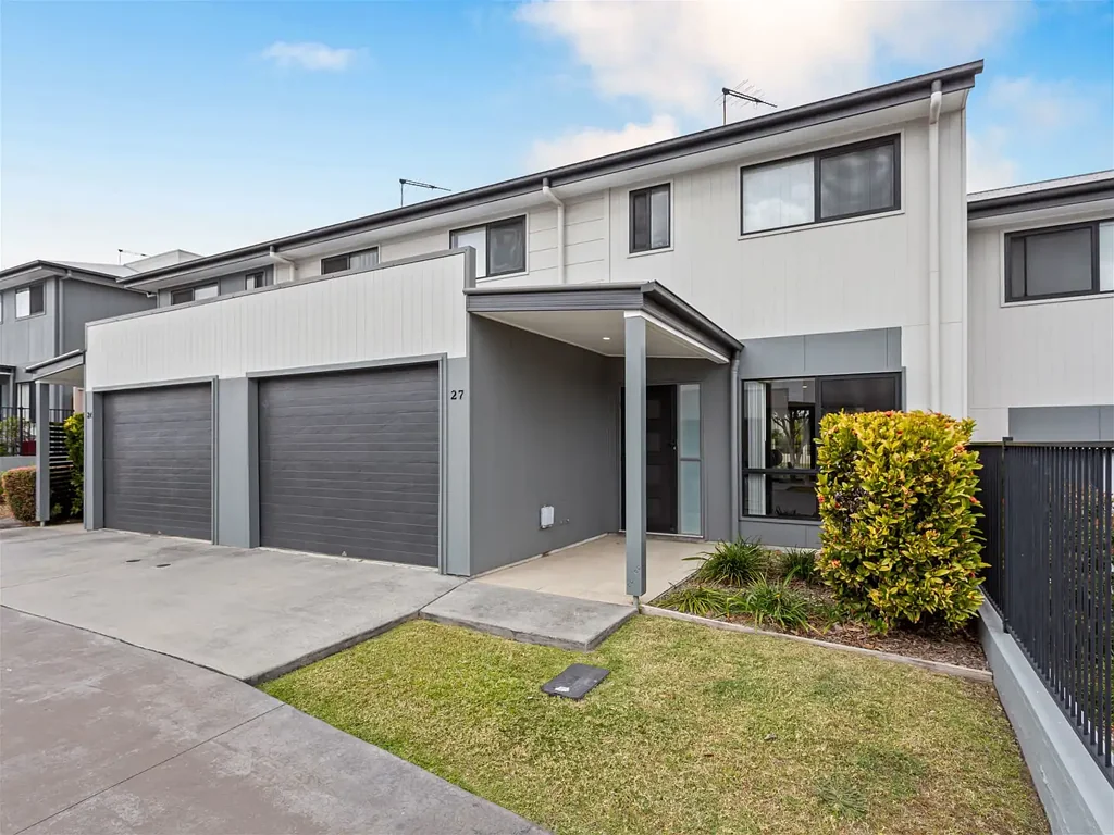 27/1 Emerald Place, Bridgeman Downs, QLD 4035