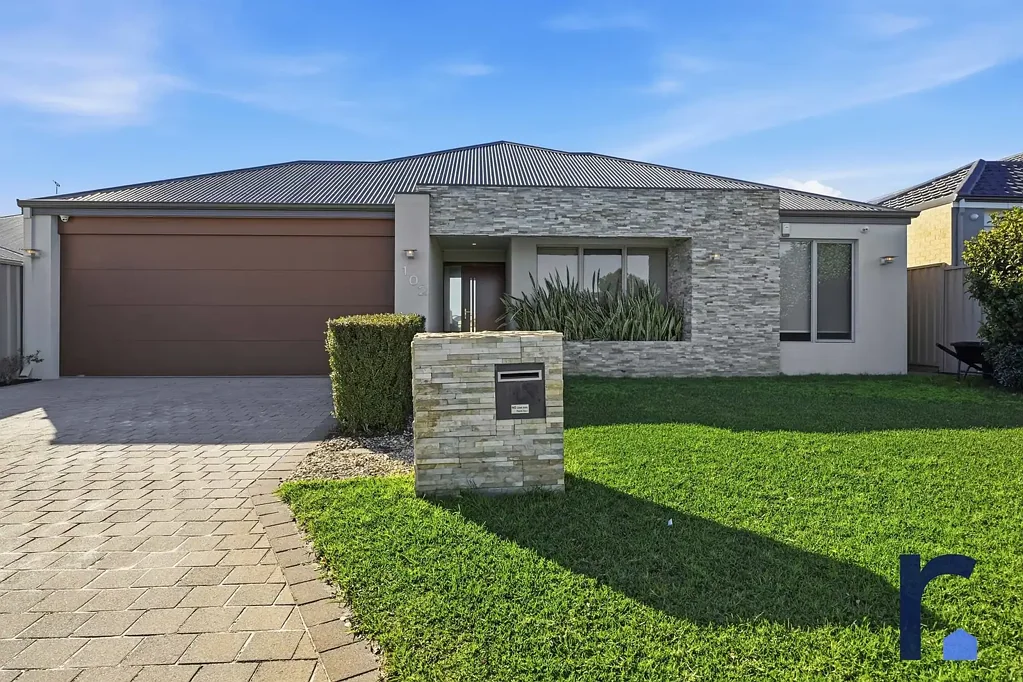 Brabham 4બેડરૂમ Stylish, Spacious & Feature-Packed Family Home in Sought-After Brabham