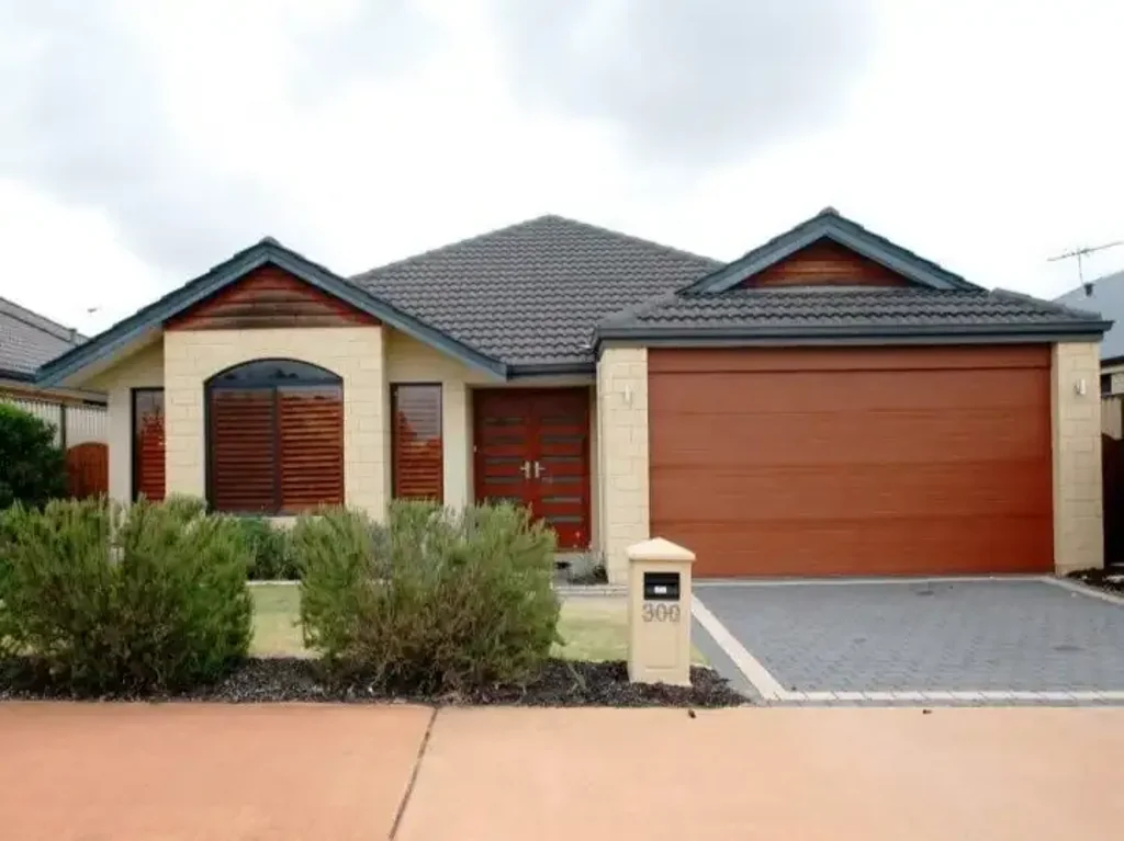 Charming & Spacious 4-Bedroom Family Home