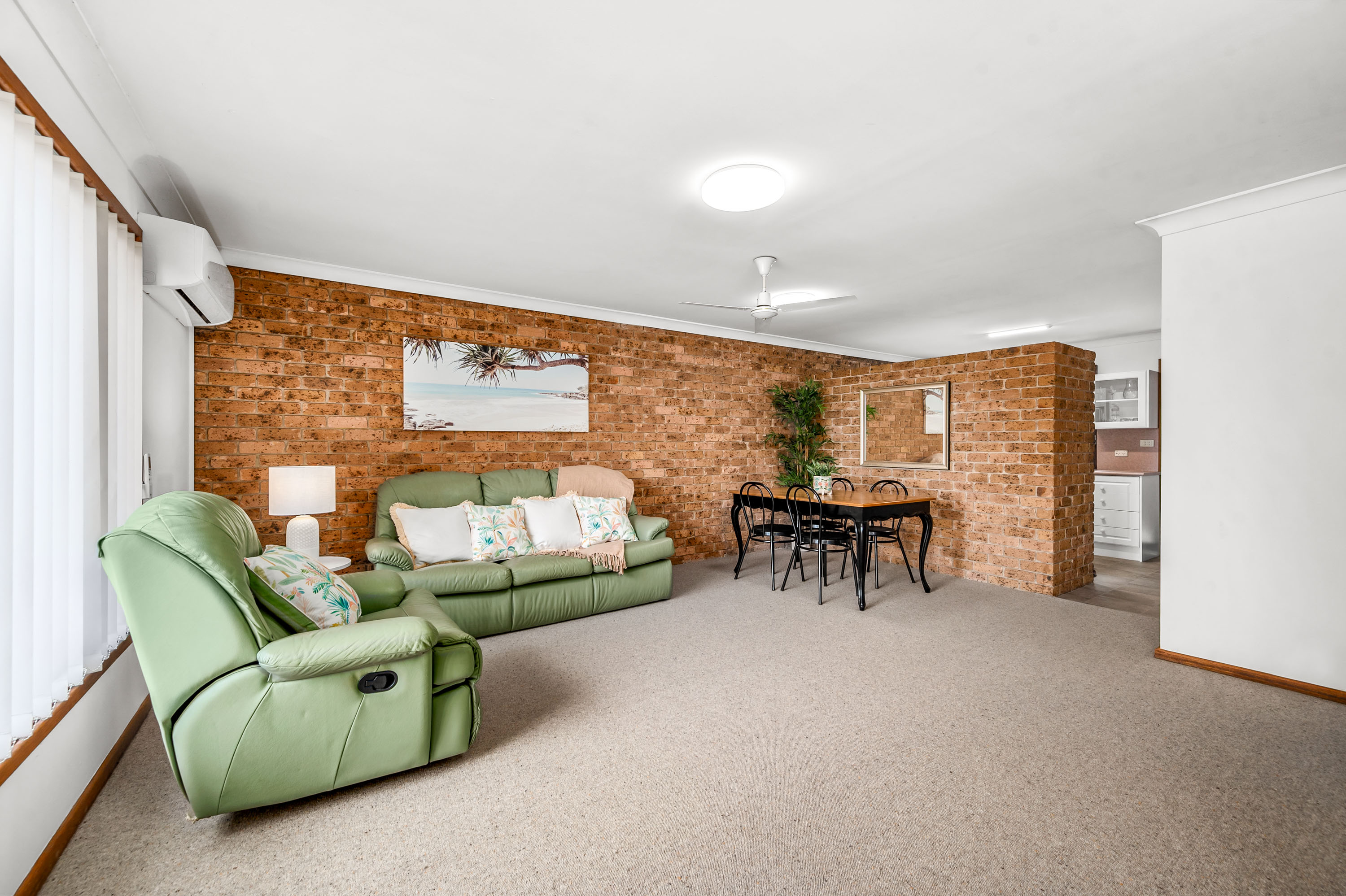 UNIT 3 10 NEWCASTLE ST, CARDIFF NSW 2285, 0 غرف, 0 حمامات, House