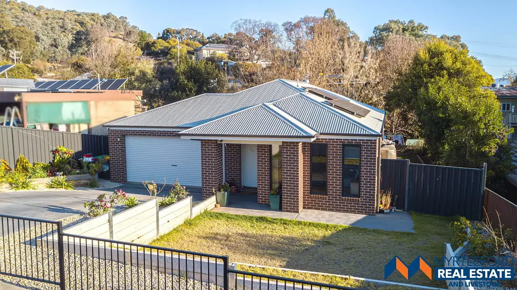 Myrtleford 3ਬੈੱਡਰੂਮ Modern 3 bedroom home