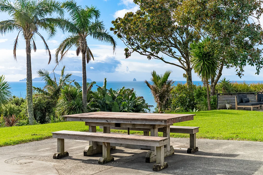 Langs Beach 3 Bedroom Endless Views, Expansive Land, Rare Potential