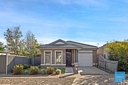 3 Phoenix Grove, Fraser Rise
